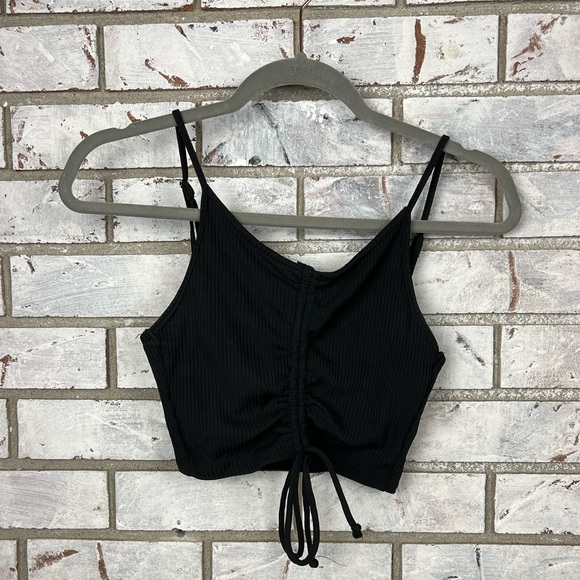 Black Two-Piece - Picture 5 of 9